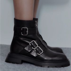 LOW HEELED LEATHER ANKLE BOOTS WITH BUCKLES - Zara